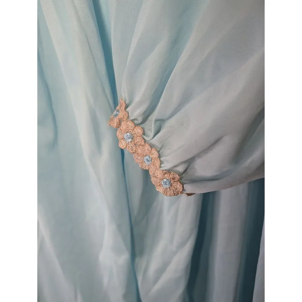Vintage Pinehurst Blue Peignoir Set w/ Embroidered Lace Trim Med Robe Nightgown